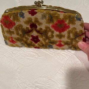 Floral Patterned Clutch